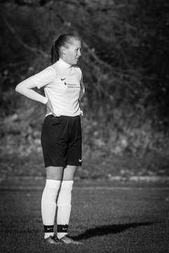 Bild 1895 - B-Juniorinnen MSG Steinhorst Krummesse - SV Frisia 03 Risum Lindholm : Ergebnis: 0:5